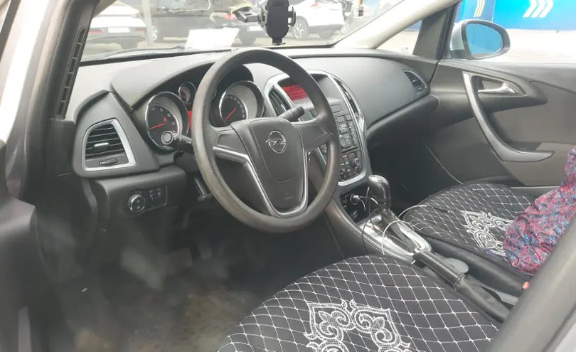 Opel Astra 2014 года за 7 000 000 тг. в Алматы фото 5