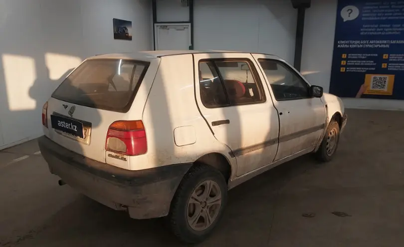 Volkswagen Golf 1994 года за 900 000 тг. в Астана фото 3