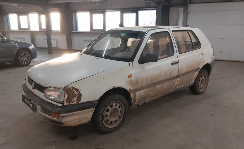 Volkswagen Golf 1994 года за 900 000 тг. в Астана