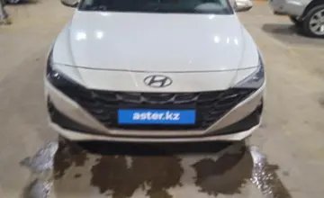 Hyundai Elantra 2022 года за 10 300 000 тг. в Караганда фото 2