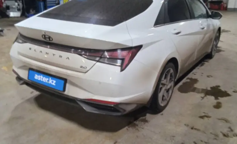 Hyundai Elantra 2022 года за 10 300 000 тг. в Караганда фото 5