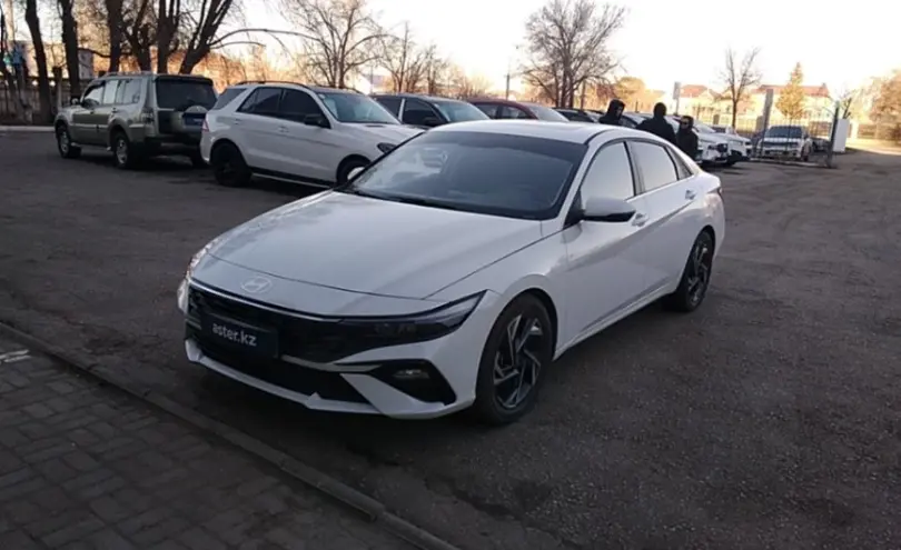 Hyundai Elantra 2023 года за 7 650 000 тг. в Актобе