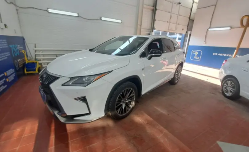 Lexus RX 2018 года за 22 000 000 тг. в Астана