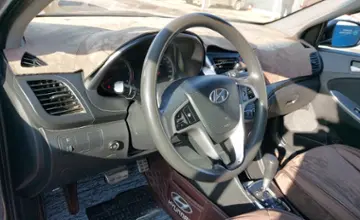 Hyundai Solaris 2015 года за 5 400 000 тг. в Шымкент фото 5