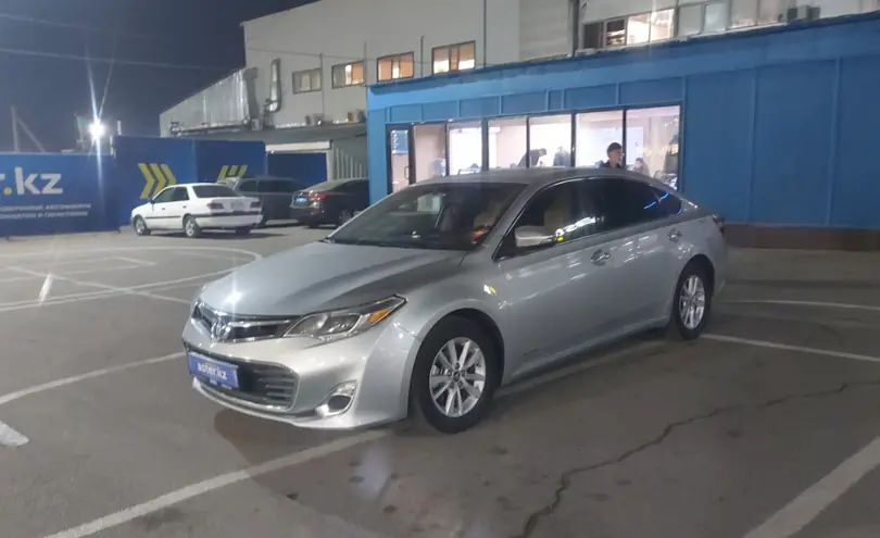 Toyota Avalon 2013 года за 8 000 000 тг. в Алматы