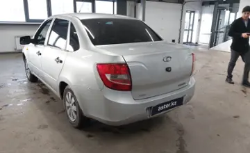 LADA (ВАЗ) Granta 2014 года за 3 000 000 тг. в Астана фото 4