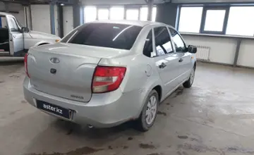 LADA (ВАЗ) Granta 2014 года за 3 000 000 тг. в Астана фото 3