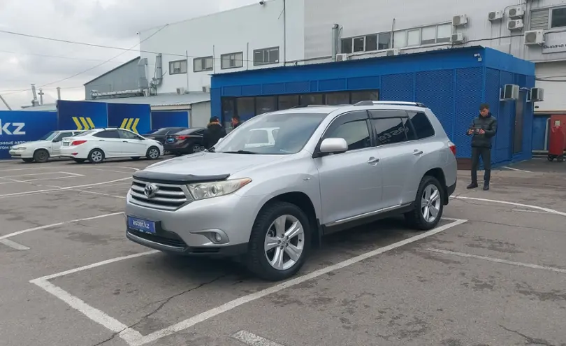 Toyota Highlander 2013 года за 13 500 000 тг. в Алматы