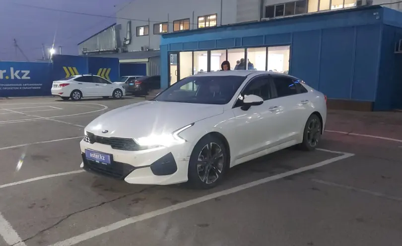 Kia K5 2021 года за 13 000 000 тг. в Алматы