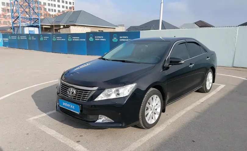 Toyota Camry 2014 года за 10 700 000 тг. в Шымкент