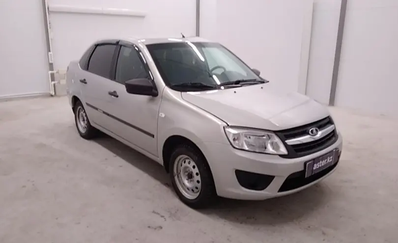 LADA (ВАЗ) Granta 2018 года за 4 000 000 тг. в Актобе фото 3