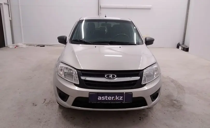 LADA (ВАЗ) Granta 2018 года за 4 000 000 тг. в Актобе фото 2