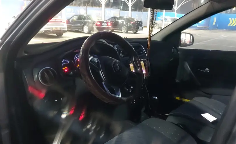 Renault Sandero 2020 года за 5 700 000 тг. в Алматы фото 5