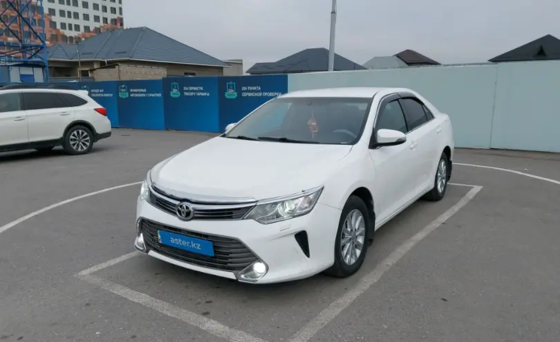 Toyota Camry 2015 года за 9 000 000 тг. в Шымкент