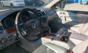 Volkswagen Touareg 2004 года за 5 200 000 тг. в Алматы фото 5