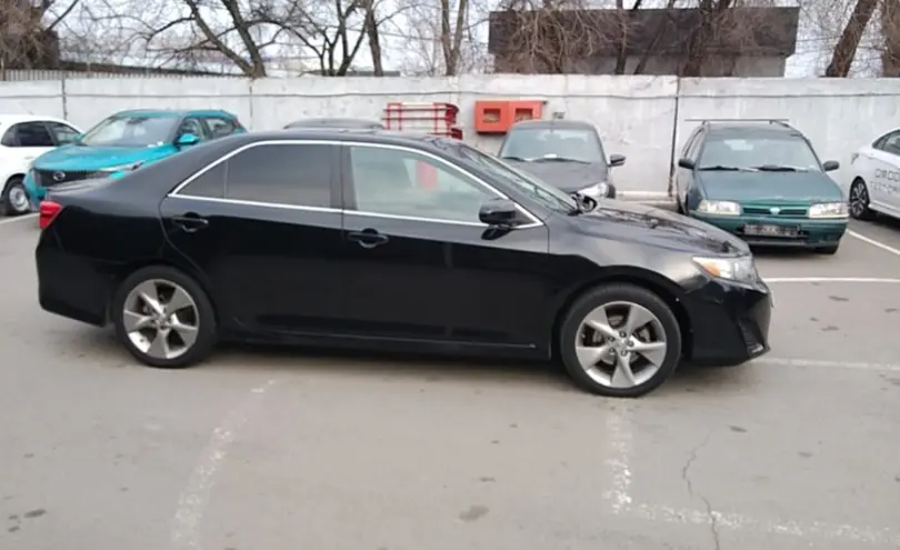 Toyota Camry 2014 года за 9 700 000 тг. в Алматы фото 4