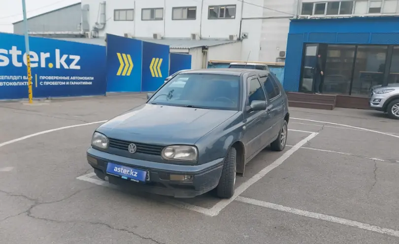 Volkswagen Golf 1996 года за 1 500 000 тг. в Алматы