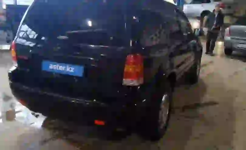 Ford Escape 2005 года за 4 000 000 тг. в Караганда фото 5