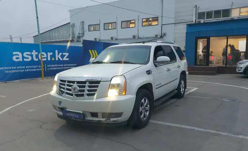 Cadillac Escalade 2006 года за 9 000 000 тг. в Алматы