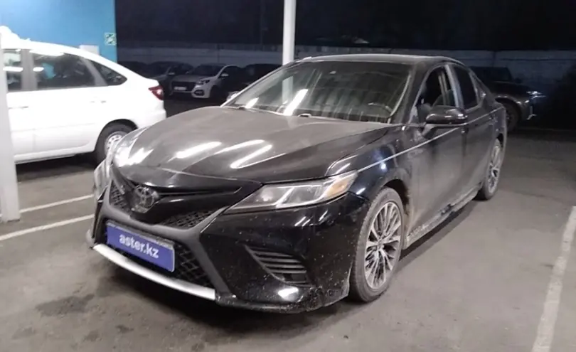 Toyota Camry 2020 года за 12 000 000 тг. в Алматы