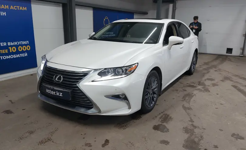 Lexus ES 2018 года за 17 500 000 тг. в Астана