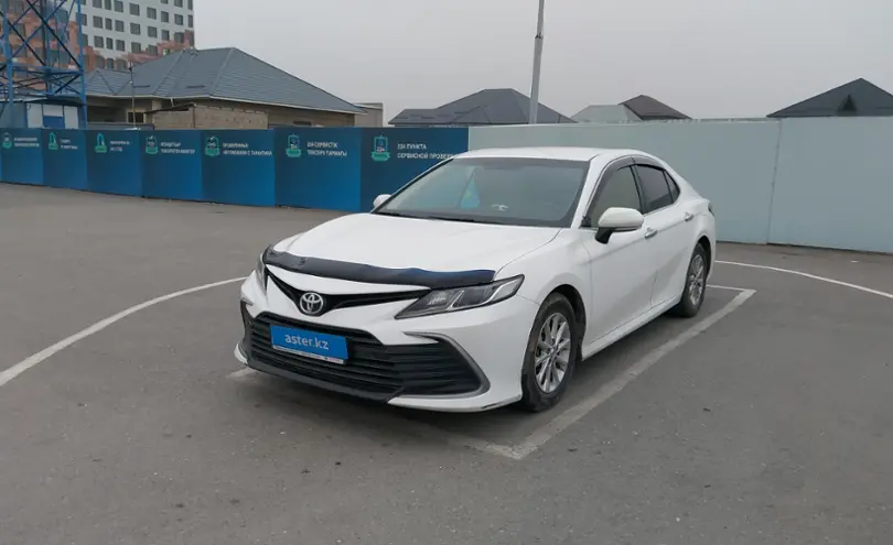 Toyota Camry 2022 года за 15 000 000 тг. в Шымкент