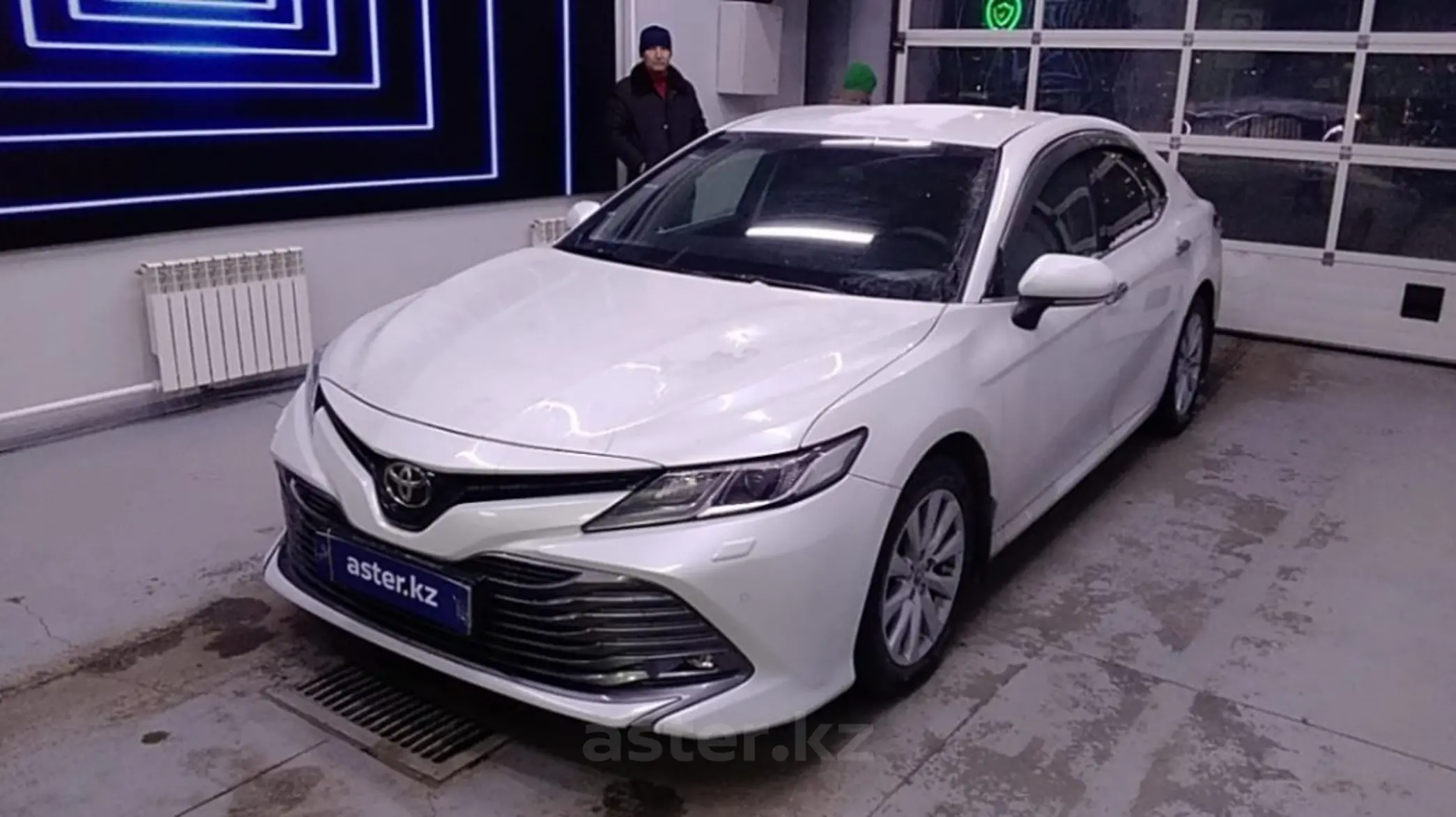 Toyota Camry 2019