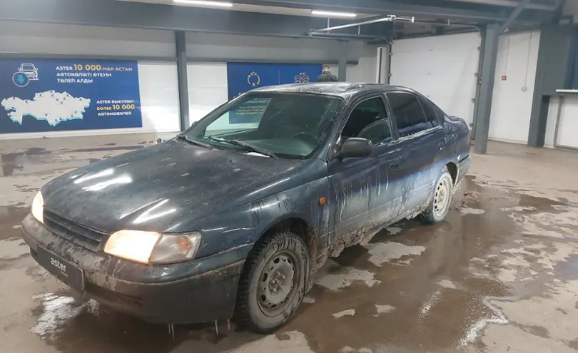 Toyota Carina 1995 года за 1 200 000 тг. в Астана