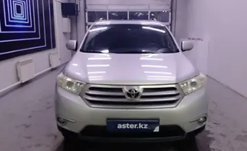 Toyota Highlander 2011 года за 14 500 000 тг. в Павлодар фото 2