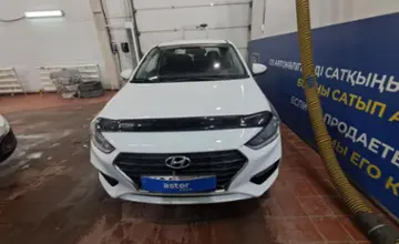 Hyundai Solaris 2020 года за 7 000 000 тг. в Астана фото 2