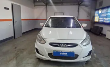 Hyundai Solaris 2012 года за 3 600 000 тг. в Уральск фото 2