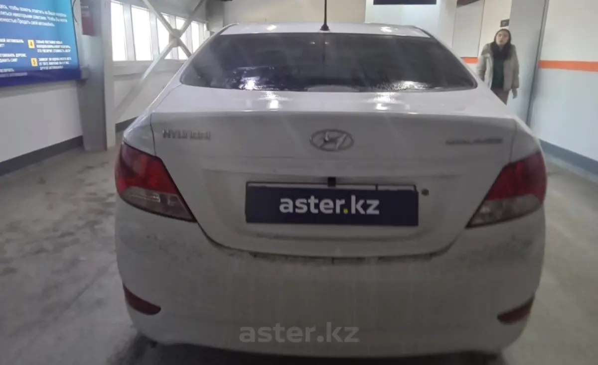 Hyundai Solaris 2012