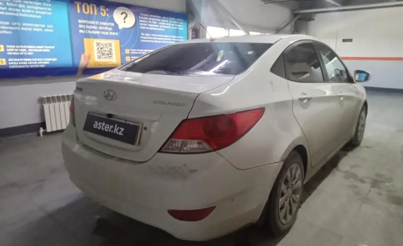 Hyundai Solaris 2012 года за 3 600 000 тг. в Уральск фото 5