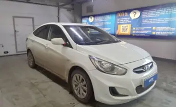 Hyundai Solaris 2012 года за 3 600 000 тг. в Уральск фото 3