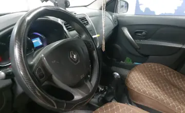 Renault Sandero 2016