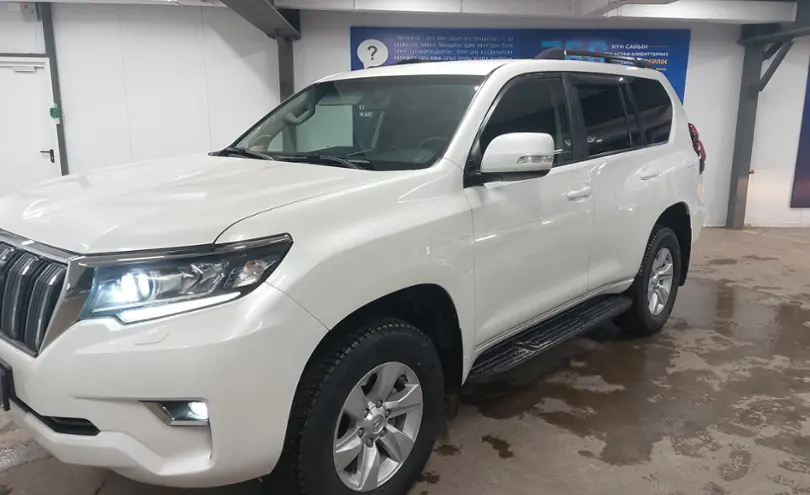 Toyota Land Cruiser Prado 2019 года за 20 000 000 тг. в Астана