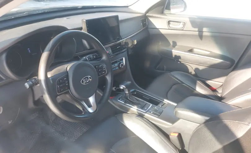 Kia K5 2018 года за 8 500 000 тг. в Алматы фото 5