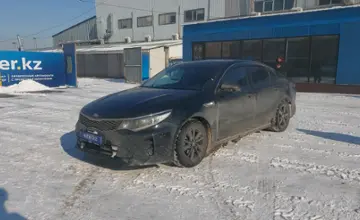 Kia K5 2018 года за 9 500 000 тг. в Алматы фото 1