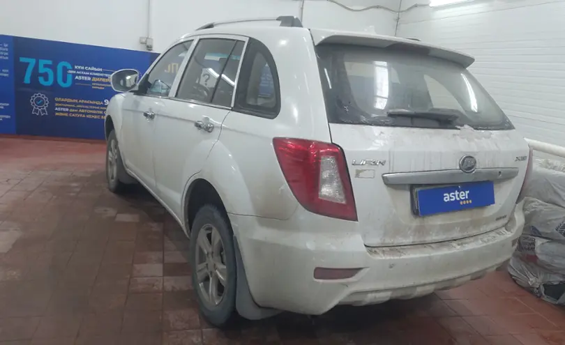 Lifan X60 2015 года за 3 500 000 тг. в Астана фото 5