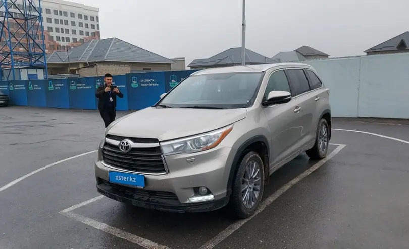 Toyota Highlander 2015 года за 17 500 000 тг. в Шымкент