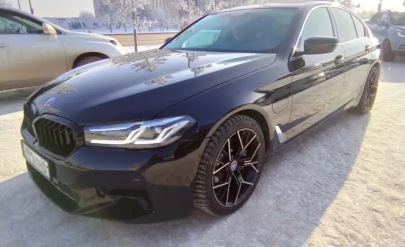 BMW 5 серии 2021 года за 28 000 000 тг. в Астана