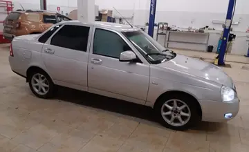 LADA (ВАЗ) Priora 2013 года за 2 200 000 тг. в Актобе фото 4