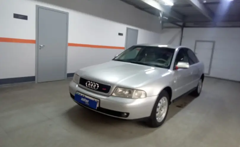 Audi A4 2000 года за 3 000 000 тг. в Уральск