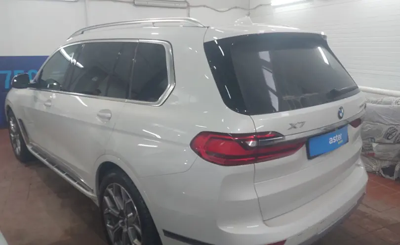 BMW X7 2019 года за 41 000 000 тг. в Астана