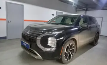 Mitsubishi Outlander 2021 года за 16 500 000 тг. в Уральск фото 1