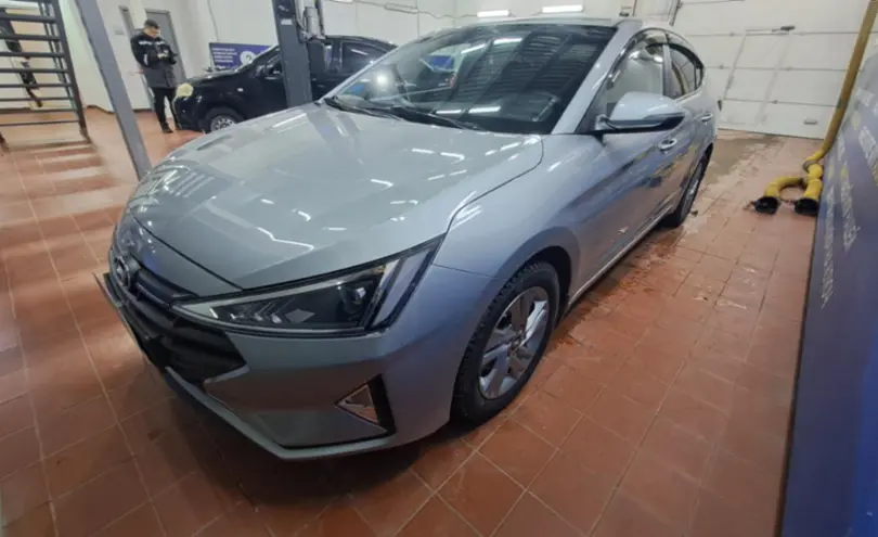 Hyundai Elantra 2019 года за 8 500 000 тг. в Астана