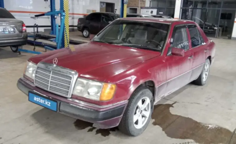 Mercedes-Benz W124 1992 года за 1 500 000 тг. в Караганда