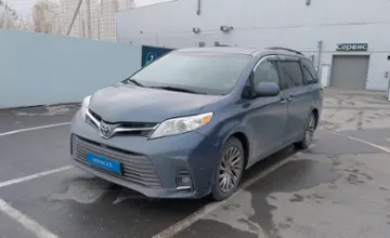 Toyota Sienna 2015 года за 14 200 000 тг. в Шымкент фото 1