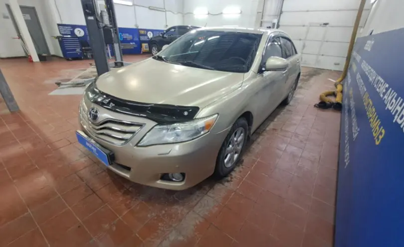 Toyota Camry 2010 года за 7 500 000 тг. в Астана