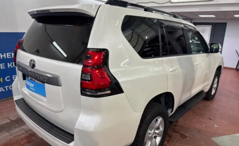 Toyota Land Cruiser Prado 2019 года за 22 000 000 тг. в Астана фото 5